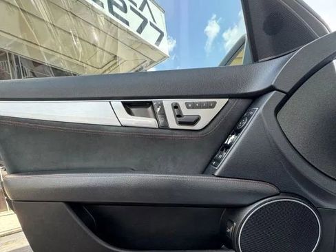 Used 2014 Mercedes-Benz C 250 Sedan image 19