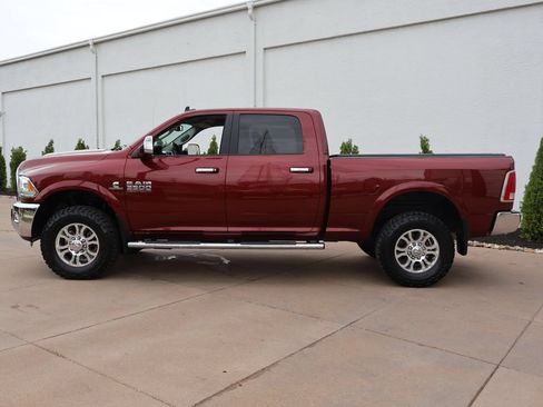 Used 2018 RAM 3500 Laramie w/ Cold Weather Group AWD/4WD image 3
