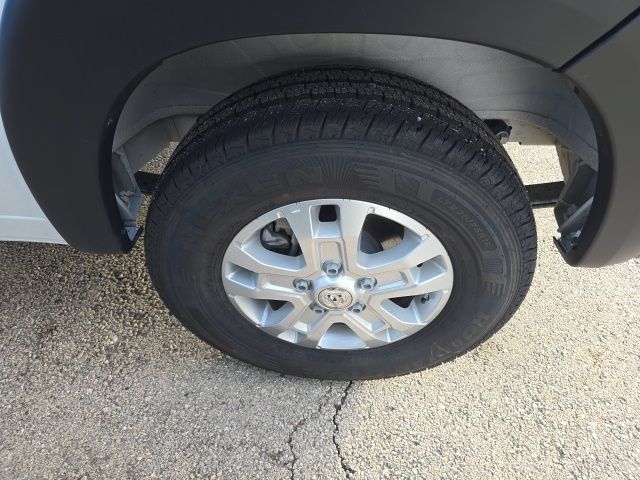 Used 2025 RAM ProMaster 2500 w/ Quick Order Package 22G SLT FWD image 10