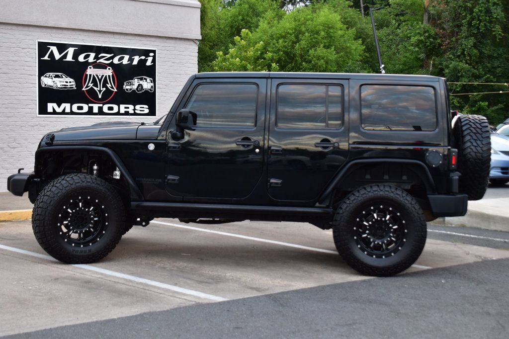 Used 2015 Jeep Wrangler Unlimited Sahara AWD/4WD image 3