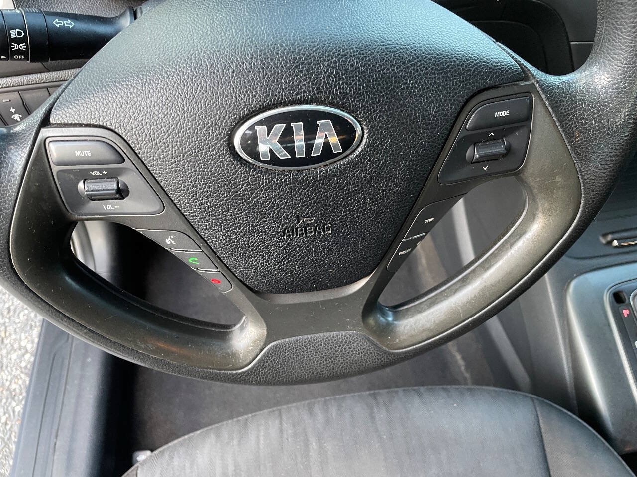 Used 2016 Kia Forte LX FWD image 17