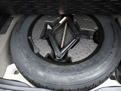 Certified 2024 Toyota RAV4 XLE Premium image 23