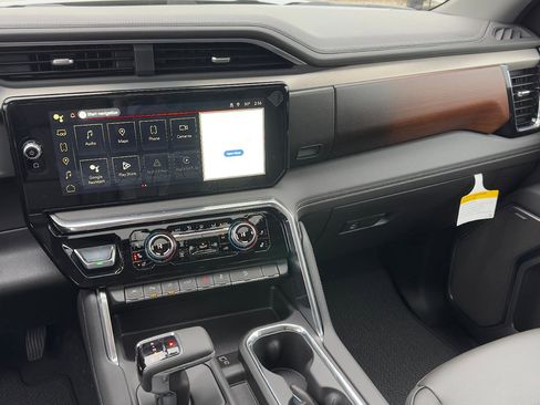 New 2026 GMC Sierra 1500 Denali image 10