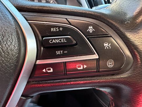 Used 2021 INFINITI Q50 Luxe image 20