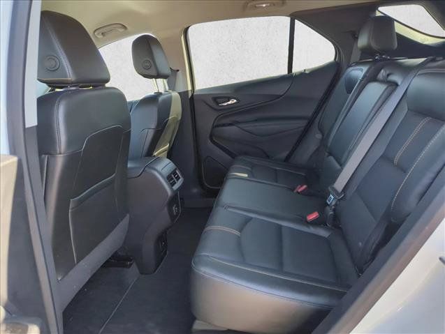 Used 2024 Chevrolet Equinox Premier AWD/4WD image 18