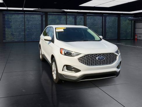 Certified 2024 Ford Edge SEL AWD/4WD image 2