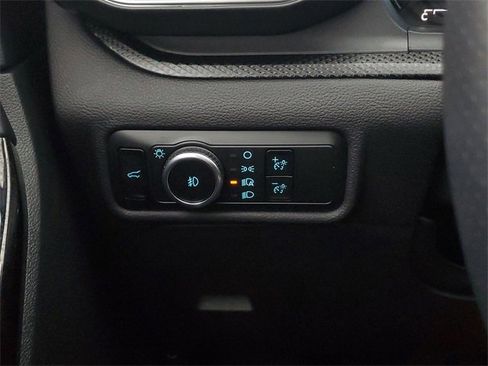 Certified 2023 Ford Explorer ST-Line w/ Class IV Trailer Tow Package image 18