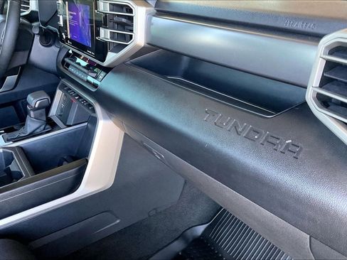 Used 2022 Toyota Tundra SR5 w/ TRD Off-Road Package AWD/4WD image 20