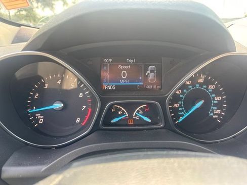 Used 2016 Ford Escape SE w/ Equipment Group 201A FWD image 15