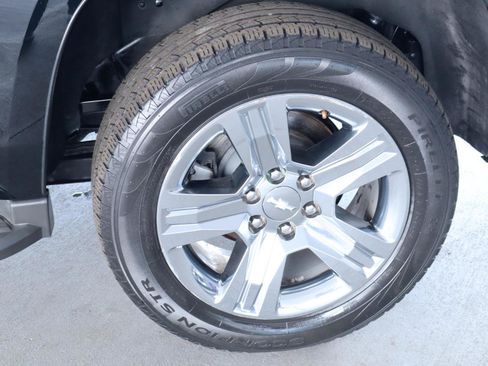Used 2016 Chevrolet Tahoe LT w/ Luxury Package RWD image 48