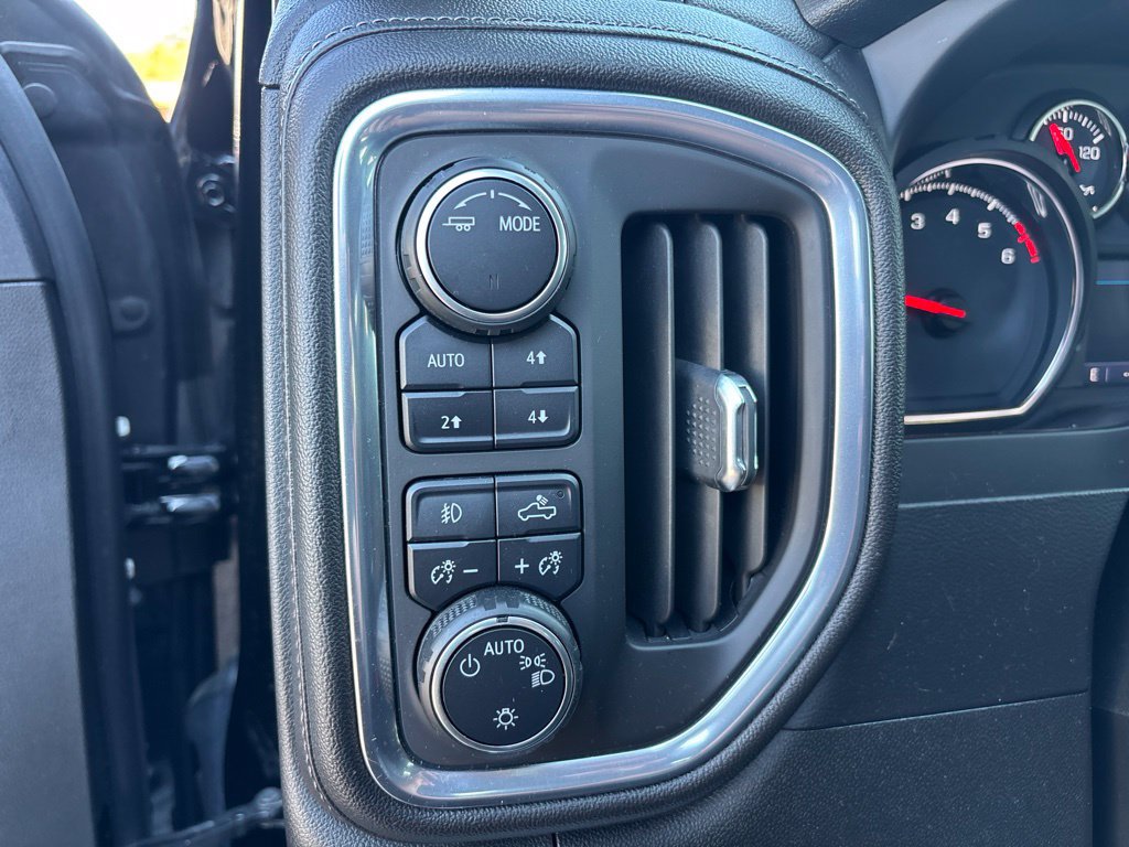 Used 2020 Chevrolet Silverado 1500 RST w/ All-Star Edition AWD/4WD image 26