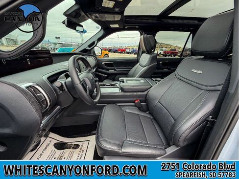 New 2026 Ford Expedition Max Platinum w/ Stealth Appearance Package AWD/4WD image 4