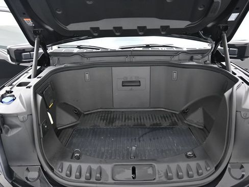 Used 2024 Ford F150 Lightning Platinum AWD/4WD image 29