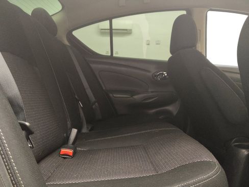 Used 2019 Nissan Versa SV w/ SV Special Edition Package FWD image 19