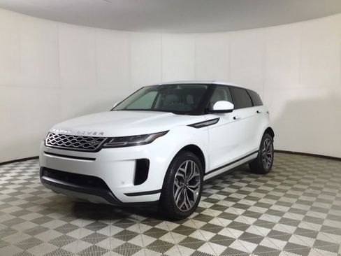 Used 2022 Land Rover Range Rover Evoque SE image 3