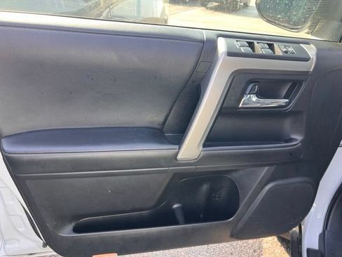 Used 2024 Toyota 4Runner SR5 AWD/4WD image 9