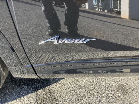 New 2026 Buick Envista Avenir image 3