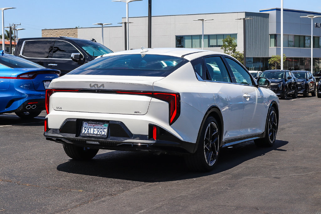 Used 2025 Kia K4 GT-Line FWD image 3