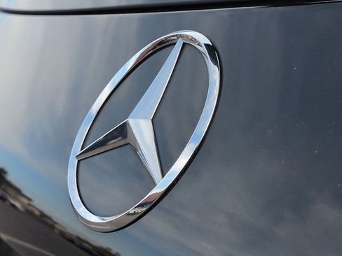 Used 2022 Mercedes-Benz GLC 300 4MATIC image 26