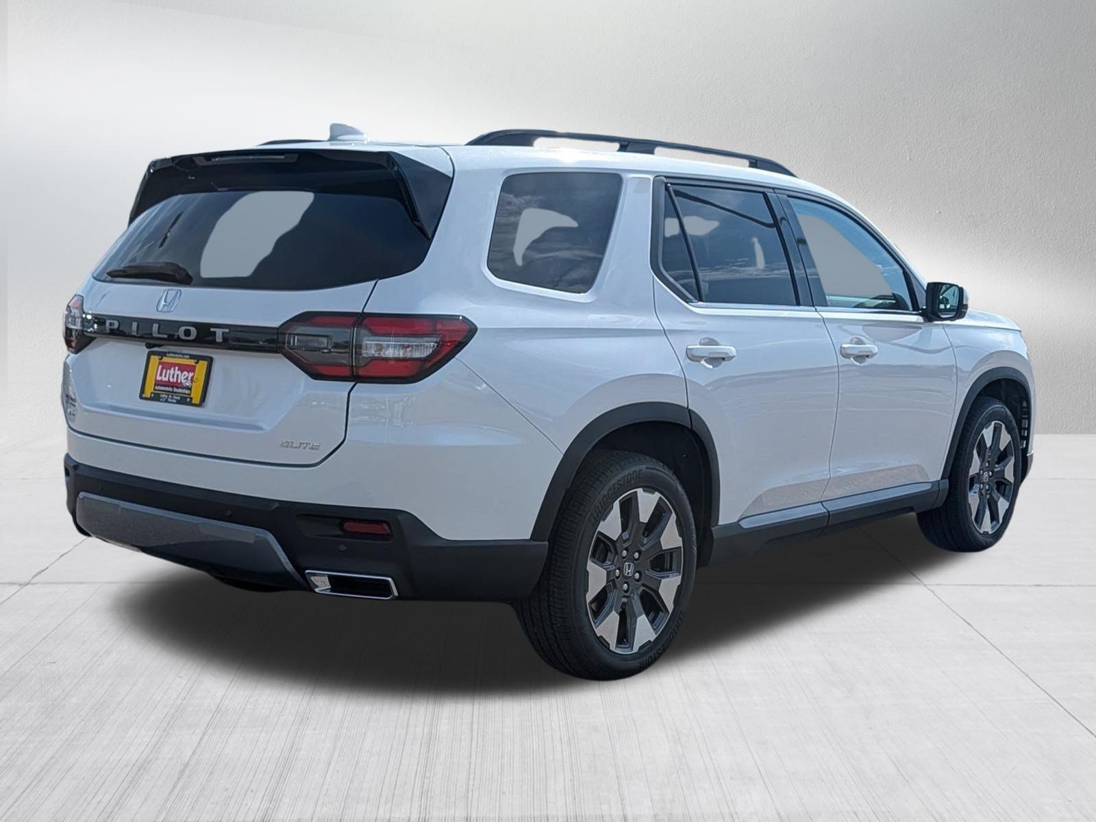 New 2026 Honda Pilot Elite image 4
