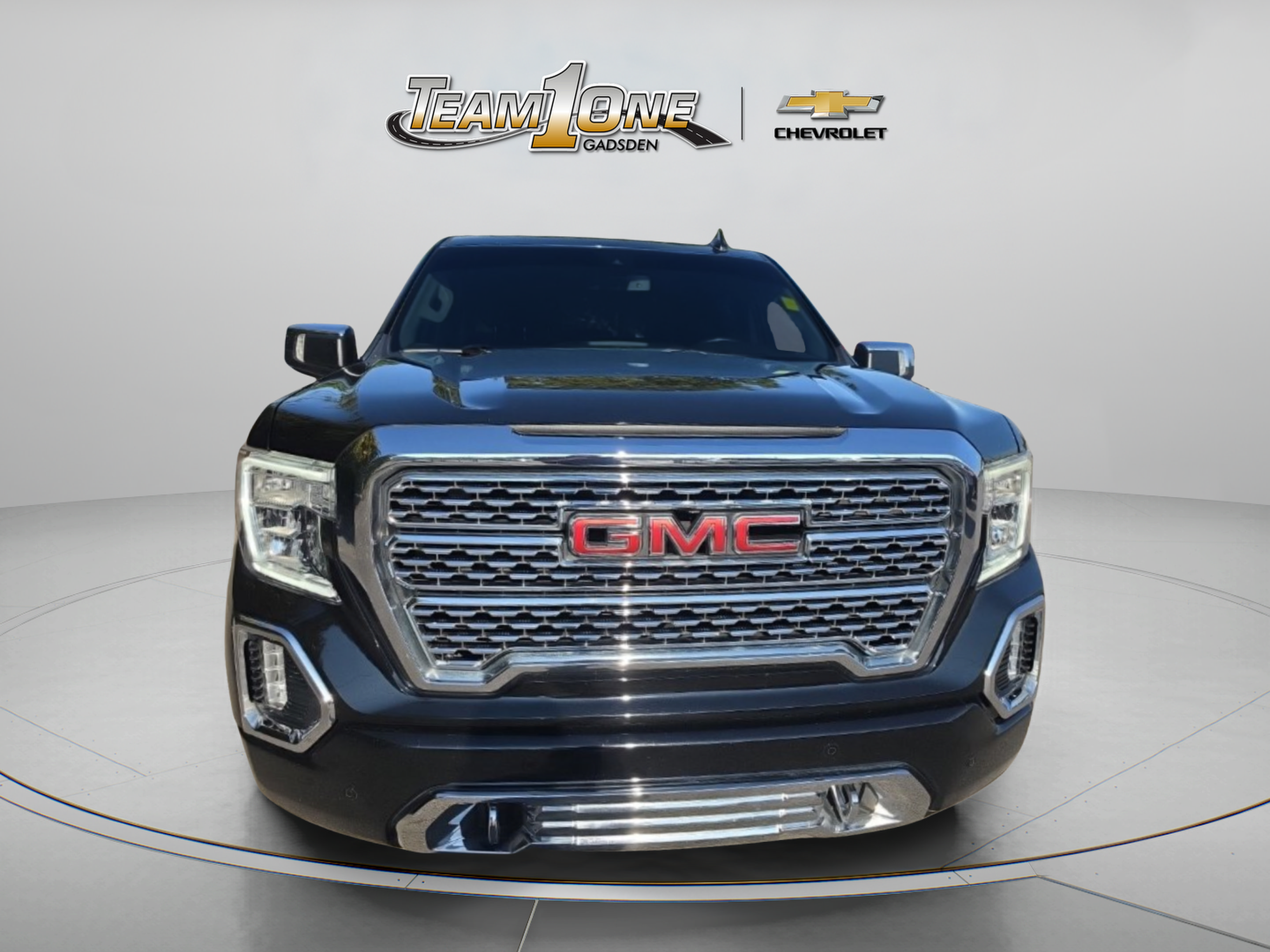 Used 2022 GMC Sierra 1500 Denali w/ Denali Premium Package AWD/4WD image 2