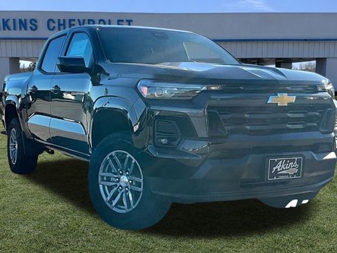New 2026 Chevrolet Colorado LT w/ LT Convenience Package image 2