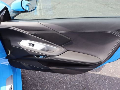 Used 2023 Chevrolet Corvette Stingray Coupe w/ Z51 Performance Package RWD image 21