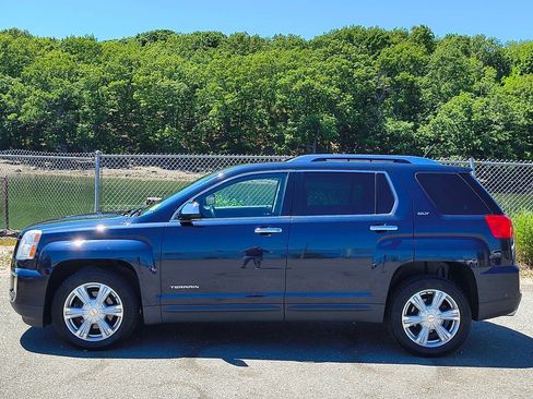Used 2017 GMC Terrain SLT w/ Open Road Package AWD/4WD image 4