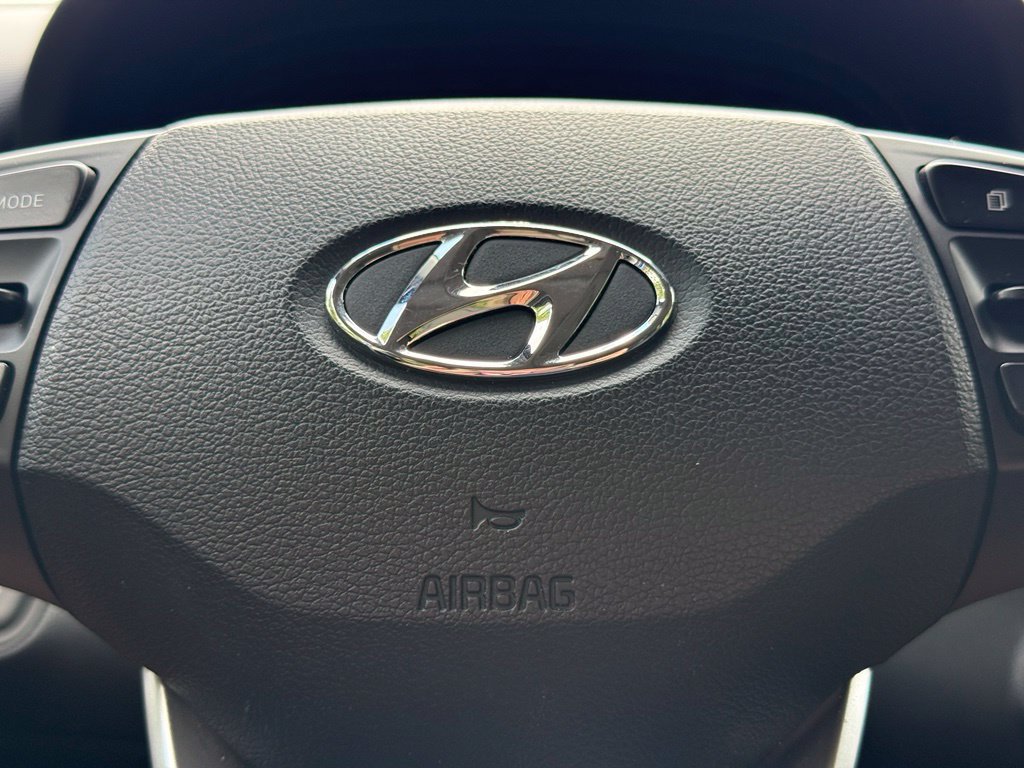 Certified 2026 Hyundai Venue SEL FWD image 17