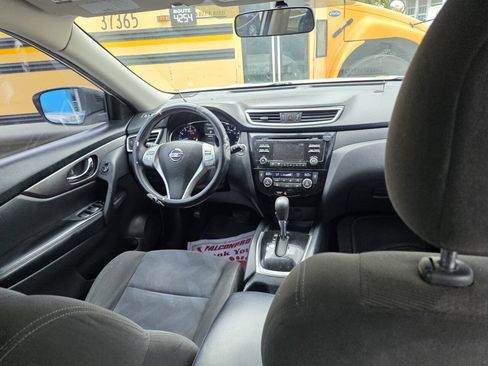 Used 2016 Nissan Rogue SV AWD/4WD image 20
