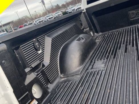 Used 2024 RAM 2500 Laramie AWD/4WD image 40