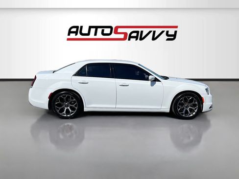 Used 2021 Chrysler 300 S w/ Comfort Group RWD image 8