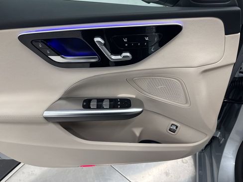 Used 2025 Mercedes-Benz C 300 Sedan image 17