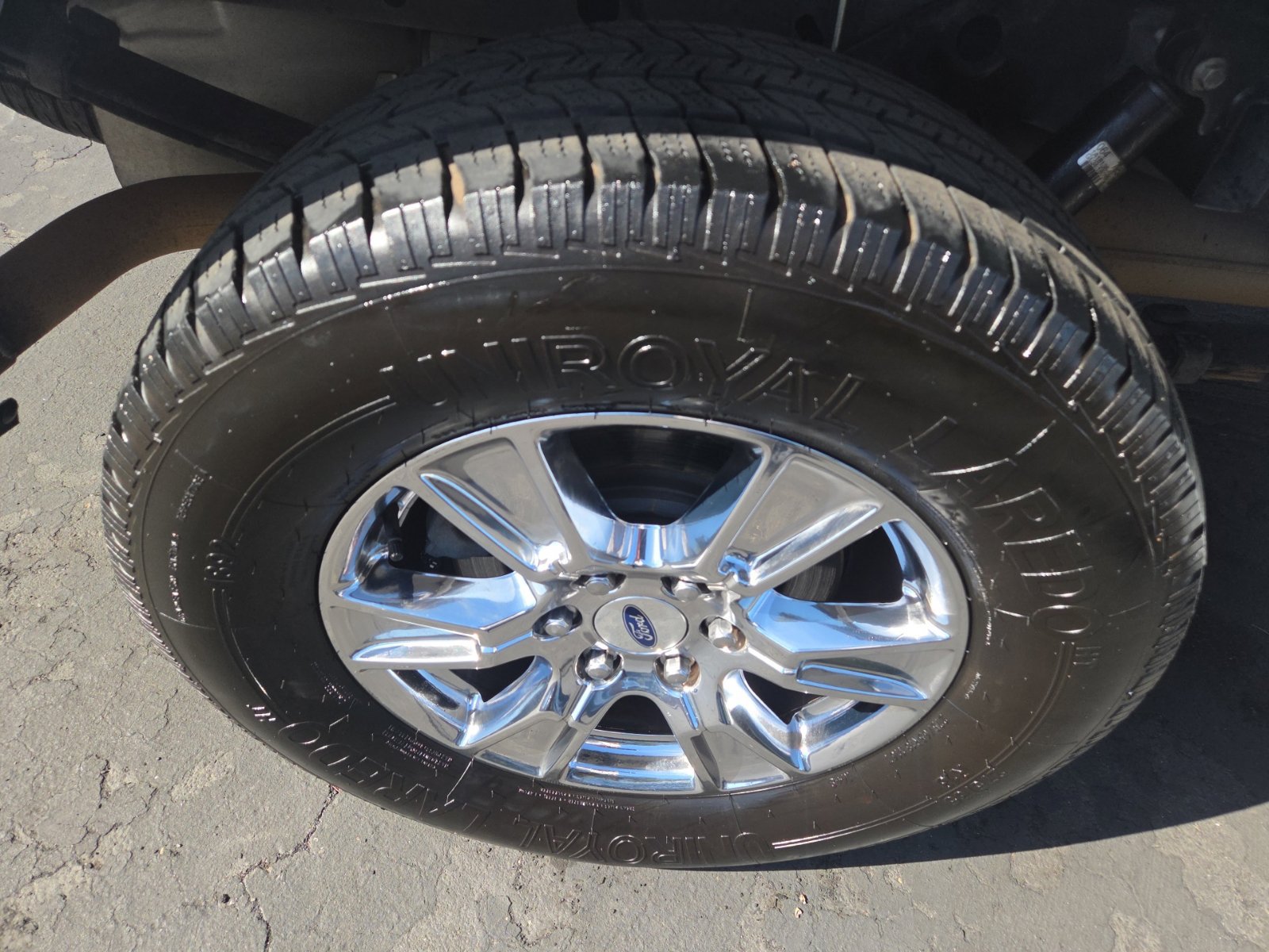 Used 2016 Ford F150 XLT w/ Equipment Group 301A Mid AWD/4WD image 4