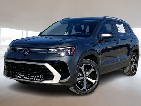 New 2026 Volkswagen Taos SEL image 1