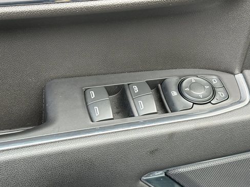 Used 2023 GMC Sierra 1500 Elevation image 13