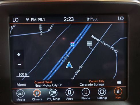 Used 2023 Jeep Renegade Latitude AWD/4WD image 23