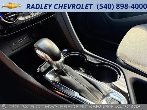 Used 2023 Buick Encore GX Select AWD/4WD image 11