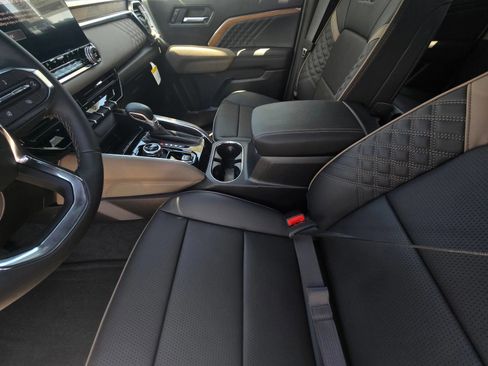 New 2026 GMC Canyon Denali AWD/4WD image 14