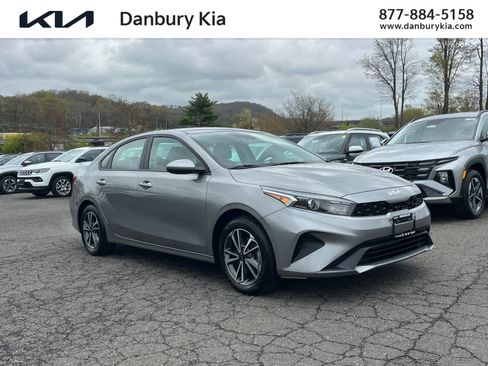 Used 2023 Kia Forte LXS FWD image 1