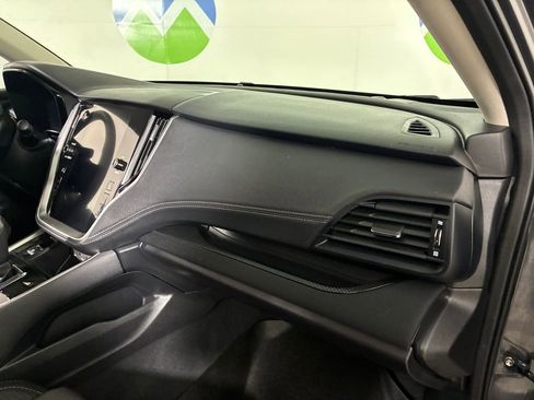 Used 2022 Subaru Outback Premium image 29