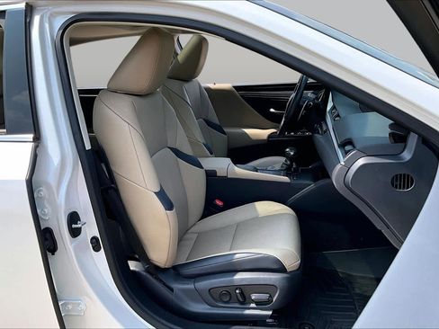 Used 2019 Lexus ES 350 FWD image 9