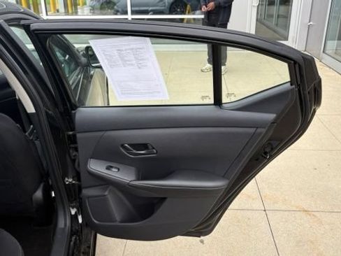 Used 2025 Nissan Sentra SV FWD image 28