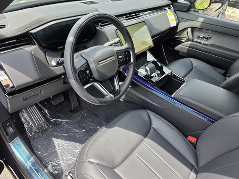 Used 2026 Land Rover Range Rover Sport SE AWD/4WD image 10