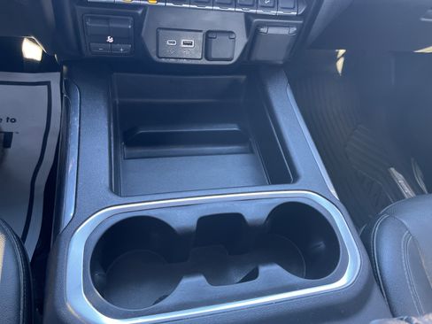 Used 2022 Chevrolet Silverado 1500 LTZ image 29