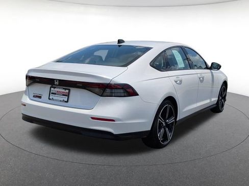 Used 2026 Honda Accord SE image 5