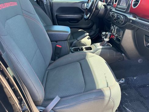 Used 2020 Jeep Wrangler Unlimited Rubicon AWD/4WD image 7