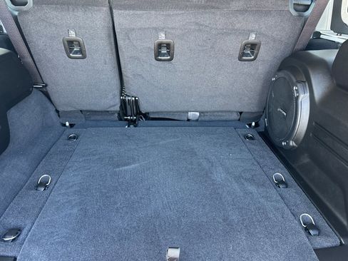 Used 2024 Jeep Wrangler Sahara w/ Technology Group image 11