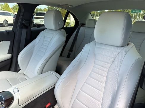 Used 2023 Mercedes-Benz E 350 Sedan image 12