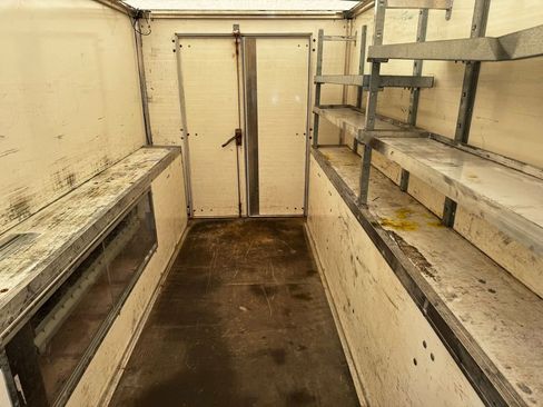 Used 2016 Chevrolet Express 3500 image 32